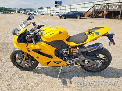 Trzecie zdjęcie samochodu z tyłu: 2026 DUCATI PANIGALE V2 VIN:ZDMHAU8T6TT001392 - miniatura