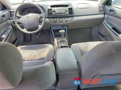 Zdjęcie 8 z 12 samochodu: 2005 TOYOTA CAMRY LE VIN:4T1BE32K75U989808 - miniatura