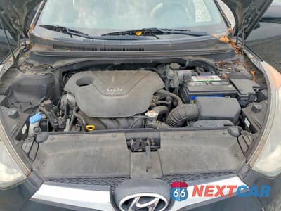 Zdjęcie 11 z 12 samochodu: 2012 HYUNDAI VELOSTER BASE VIN:KMHTC6AD5CU041094 - miniatura