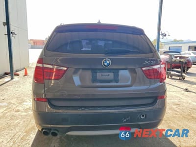 Zdjęcie 6 z 13 samochodu: 2011 BMW X3 XDRIVE35I VIN:5UXWX7C51BL732174 - miniatura