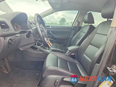 Zdjęcie 7 z 12 samochodu: 2010 VOLKSWAGEN JETTA WOLFSBURG VIN:3VWRJ7AJ9AM017704 - miniatura