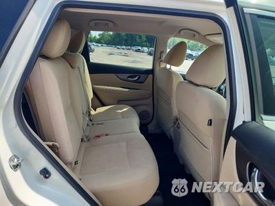 Zdjęcie 11 z 13 samochodu: 2016 NISSAN ROGUE SV VIN:KNMAT2MV5GP617179 - miniatura