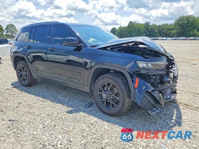 Czwarte zdjęcie samochodu z boku: 2025 JEEP GRAND CHEROKEE LAREDO VIN:1C4RJGAG8S8775644 - miniatura