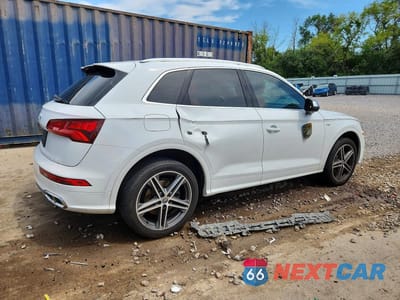 Trzecie zdjęcie samochodu z tyłu: 2018 AUDI SQ5 PREMIUM PLUS VIN:WA1A4AFY7J2203432 - miniatura