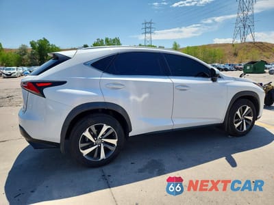 Trzecie zdjęcie samochodu z tyłu: 2019 LEXUS NX 300 BASE VIN:JTJBARBZ0K2185628 - miniatura