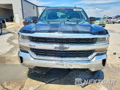 Piąte zdjęcie samochodu w środku: 2018 CHEVROLET SILVERADO C1500 LT VIN:3GCPCREC2JG411569 - miniatura