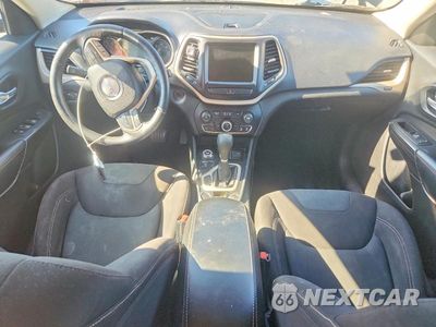 Zdjęcie 12 z 23 samochodu: 2016 JEEP CHEROKEE LATITUDE VIN:1C4PJMCS4GW132556 - miniatura
