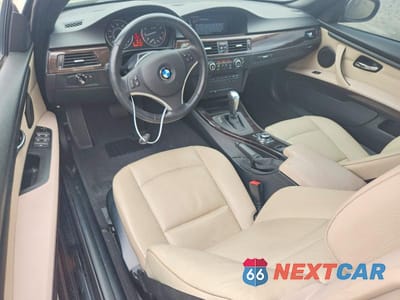 Zdjęcie 8 z 12 samochodu: 2011 BMW 328 I VIN:WBADW3C52BE539781 - miniatura