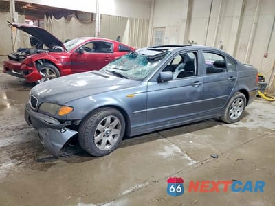 2002 BMW 325 I WBAEV33442KL72601 - główne zdjęcie licytacji z USA - miniatura