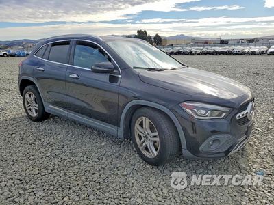 Czwarte zdjęcie samochodu z boku: 2021 MERCEDES-BENZ GLA 250 4MATIC VIN:W1N4N4HBXMJ118999 - miniatura
