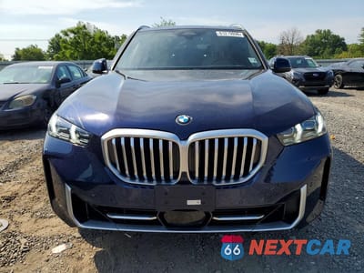 Piąte zdjęcie samochodu w środku: 2026 BMW X5 XDRIVE40I VIN:5UX23EU02T9055166 - miniatura