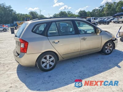 Trzecie zdjęcie samochodu z tyłu: 2007 KIA RONDO LX VIN:KNAFG525277071131 - miniatura