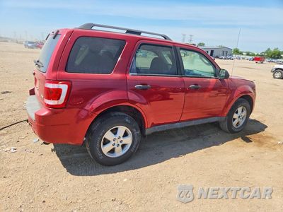 Trzecie zdjęcie samochodu z tyłu: 2010 FORD ESCAPE XLT VIN:1FMCU9DG7AKC63987 - miniatura
