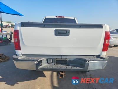 Zdjęcie 6 z 12 samochodu: 2009 CHEVROLET SILVERADO C2500 HEAVY DUTY VIN:1GCHC49K99E123916 - miniatura