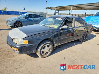 1996 TOYOTA CAMRY 4T1BF12K7TU873300 - główne zdjęcie licytacji z USA - miniatura