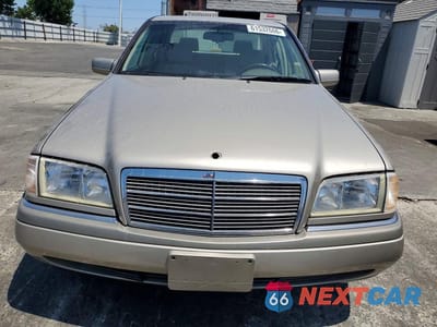 Piąte zdjęcie samochodu w środku: 1997 MERCEDES-BENZ C 230 VIN:WDBHA23E4VF512284 - miniatura
