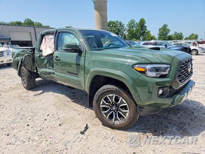 Czwarte zdjęcie samochodu z boku: 2021 TOYOTA TACOMA TRD SPORT VIN:5TFCZ5AN3MX280309 - miniatura