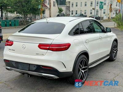 Trzecie zdjęcie samochodu z tyłu: 2016 MERCEDES-BENZ GLE COUPE 450 4MATIC VIN:4JGED6EB7GA020124 - miniatura