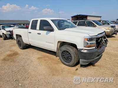 Czwarte zdjęcie samochodu z boku: 2017 CHEVROLET SILVERADO K1500 VIN:1GCVKNEC1HZ348848 - miniatura