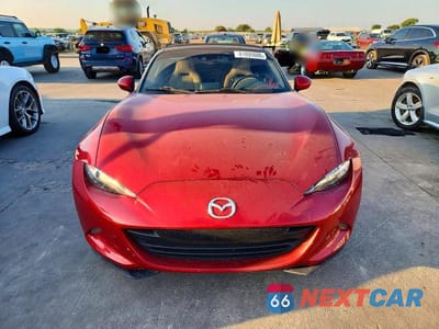 Piąte zdjęcie samochodu w środku: 2017 MAZDA MX-5 MIATA GRAND TOURING VIN:JM1NDAD70H0124594 - miniatura