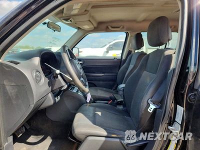 Zdjęcie 13 z 24 samochodu: 2015 JEEP PATRIOT SPORT VIN:1C4NJPBAXFD386588 - miniatura