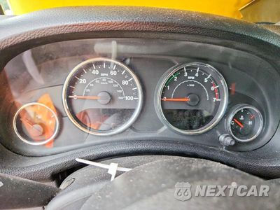Zdjęcie 9 z 13 samochodu: 2011 JEEP WRANGLER UNLIMITED SPORT VIN:1J4BA3H17BL525430 - miniatura