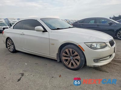 Czwarte zdjęcie samochodu z boku: 2011 BMW 328 I SULEV VIN:WBADW7C57BE728174 - miniatura