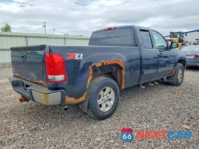 Trzecie zdjęcie samochodu z tyłu: 2011 GMC SIERRA K1500 SLE VIN:1GTR2VE37BZ400489 - miniatura