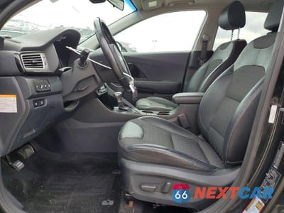 Zdjęcie 7 z 13 samochodu: 2017 KIA NIRO EX VIN:KNDCC3LC6H5081855 - miniatura