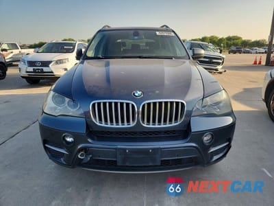Piąte zdjęcie samochodu w środku: 2013 BMW X5 XDRIVE35I VIN:5UXZV4C57D0E10373 - miniatura