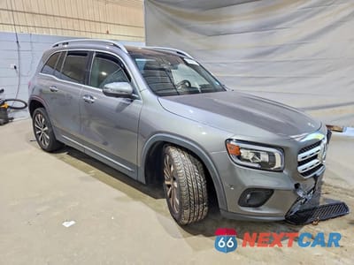 Czwarte zdjęcie samochodu z boku: 2021 MERCEDES-BENZ GLB 250 4MATIC VIN:W1N4M4HBXMW120953 - miniatura