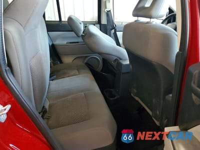 Zdjęcie 11 z 13 samochodu: 2007 JEEP COMPASS VIN:1J8FF47W57D241039 - miniatura