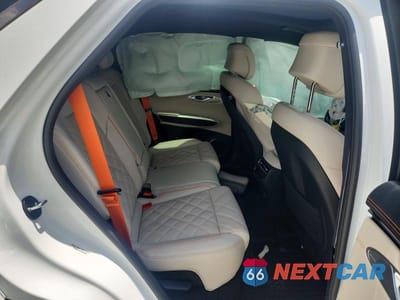 Zdjęcie 11 z 13 samochodu: 2026 GENESIS GV70 SPORT PRESTIGE VIN:KMUMEDTC4TU257589 - miniatura