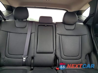 Zdjęcie 10 z 14 samochodu: 2024 HYUNDAI TUCSON LIMITED VIN:5NMJECDE1RH415483 - miniatura