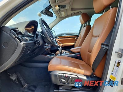 Zdjęcie 7 z 13 samochodu: 2016 BMW X3 XDRIVE28I VIN:5UXWX9C52G0D67737 - miniatura