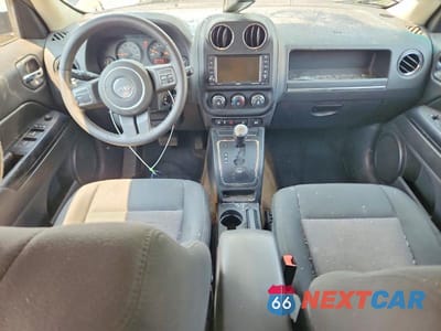 Zdjęcie 8 z 14 samochodu: 2014 JEEP PATRIOT LATITUDE VIN:1C4NJRFB3ED762173 - miniatura