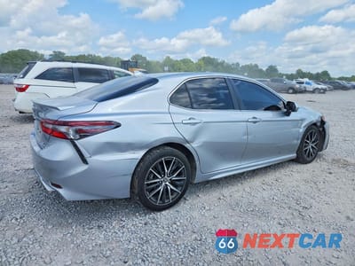 Trzecie zdjęcie samochodu z tyłu: 2023 TOYOTA CAMRY HYBRID SE VIN:4T1S31AKXPU616647 - miniatura