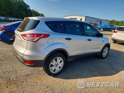 Trzecie zdjęcie samochodu z tyłu: 2015 FORD ESCAPE S VIN:1FMCU0F79FUA61365 - miniatura