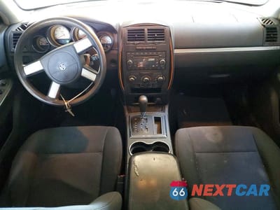 Zdjęcie 8 z 12 samochodu: 2009 DODGE CHARGER VIN:2B3KA43D29H515247 - miniatura