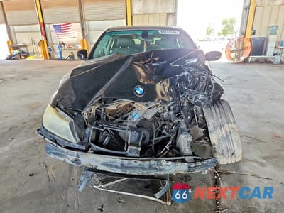 Piąte zdjęcie samochodu w środku: 2009 BMW 328 XI VIN:WBAPK73569A452130 - miniatura