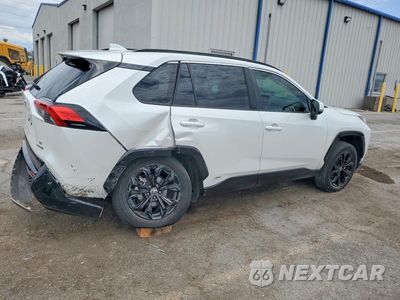 Trzecie zdjęcie samochodu z tyłu: 2023 TOYOTA RAV4 SE VIN:JTM16RFV0PD091154 - miniatura