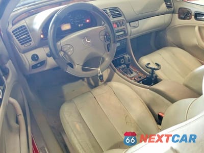 Zdjęcie 8 z 12 samochodu: 2003 MERCEDES-BENZ CLK 320 VIN:WDBLK65G53T135413 - miniatura