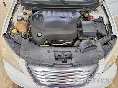Zdjęcie 11 z 12 samochodu: 2012 CHRYSLER 200 TOURING VIN:1C3CCBBG8CN234327 - miniatura