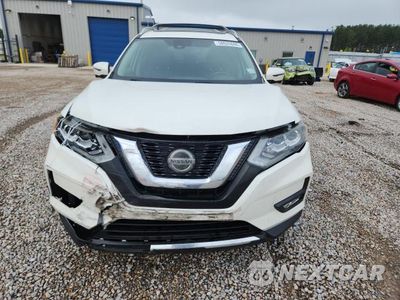 Piąte zdjęcie samochodu w środku: 2018 NISSAN ROGUE SL VIN:JN8AT2MT0JW489563 - miniatura