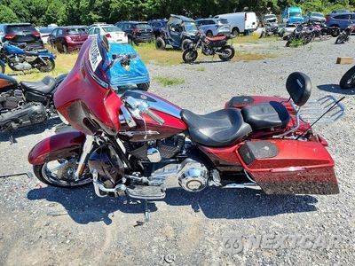 Trzecie zdjęcie samochodu z tyłu: 2012 HARLEY-DAVIDSON FLHXSE3 CVO STREET GLIDE VIN:1HD1PZ818CB954312 - miniatura