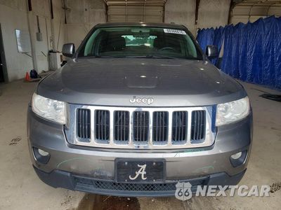 Piąte zdjęcie samochodu w środku: 2013 JEEP GRAND CHEROKEE LAREDO VIN:1C4RJFAG8DC595185 - miniatura
