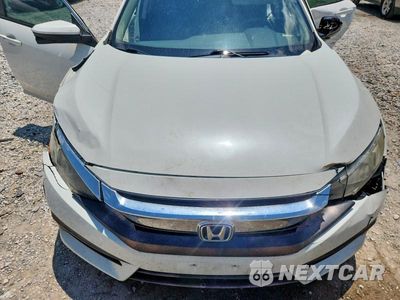 Zdjęcie 11 z 12 samochodu: 2018 HONDA CIVIC EX VIN:19XFC2F72JE032085 - miniatura