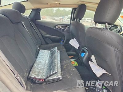 Zdjęcie 10 z 12 samochodu: 2015 CHRYSLER 200 LIMITED VIN:1C3CCCAB6FN732395 - miniatura