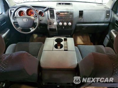 Zdjęcie 8 z 12 samochodu: 2011 TOYOTA TUNDRA DOUBLE CAB SR5 VIN:5TFUY5F18BX165411 - miniatura