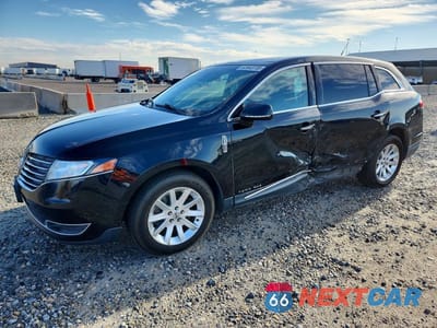 2017 LINCOLN MKT 2LMHJ5NK7HBL00376 - główne zdjęcie licytacji z USA - miniatura